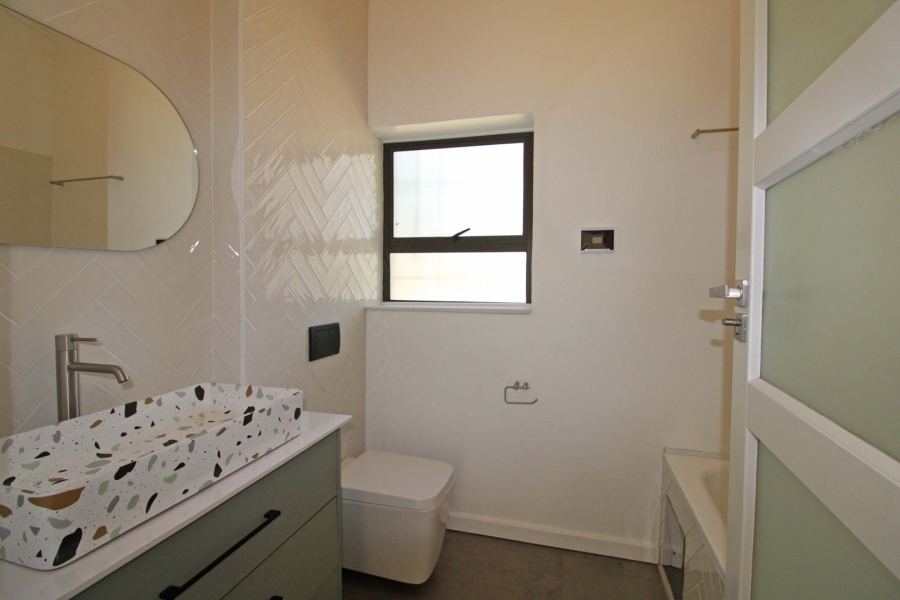 2 Bedroom Property for Sale in Bryanston Gauteng