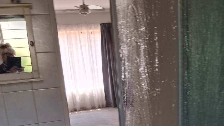 3 Bedroom Property for Sale in New Redruth Gauteng