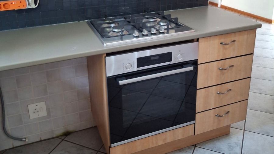 3 Bedroom Property for Sale in New Redruth Gauteng