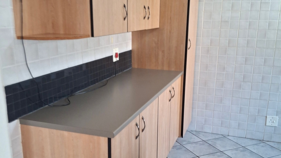 3 Bedroom Property for Sale in New Redruth Gauteng