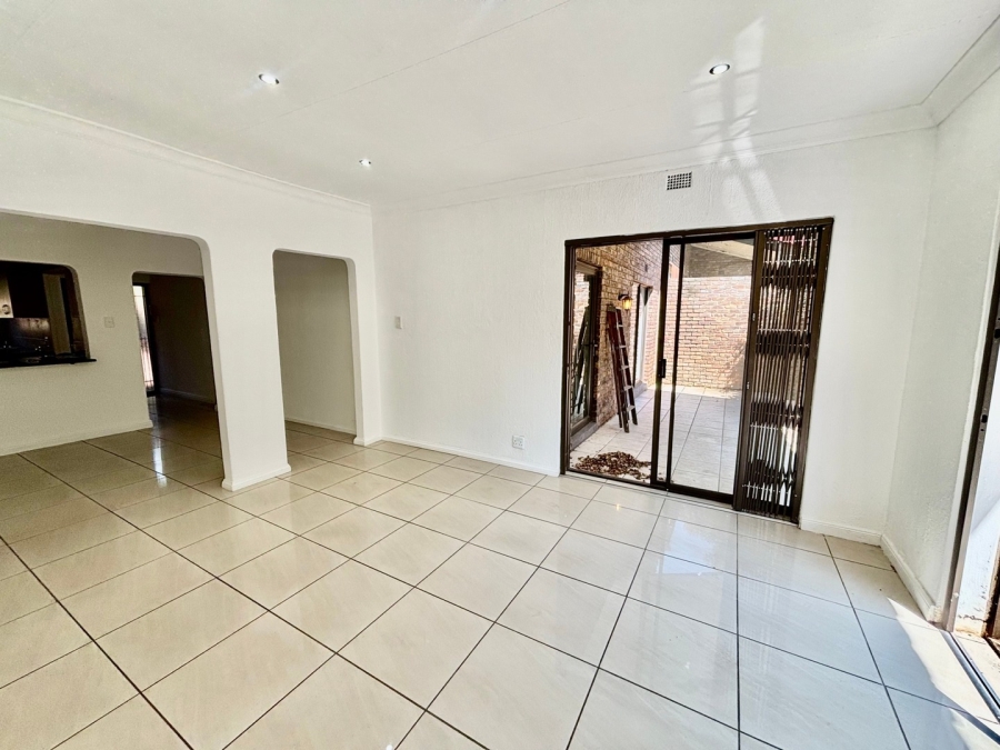 To Let 3 Bedroom Property for Rent in Morningside Gauteng