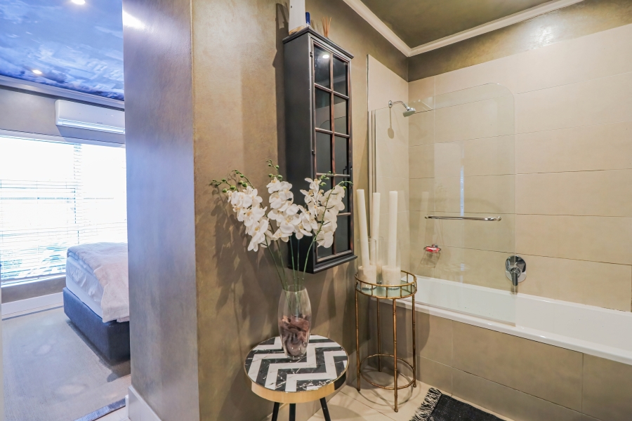To Let 2 Bedroom Property for Rent in Morningside Gauteng
