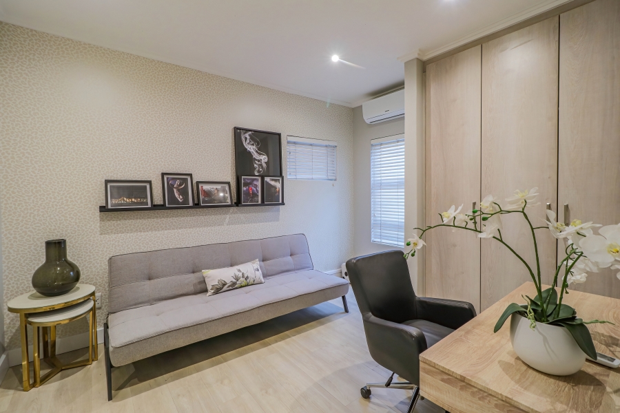 To Let 2 Bedroom Property for Rent in Morningside Gauteng