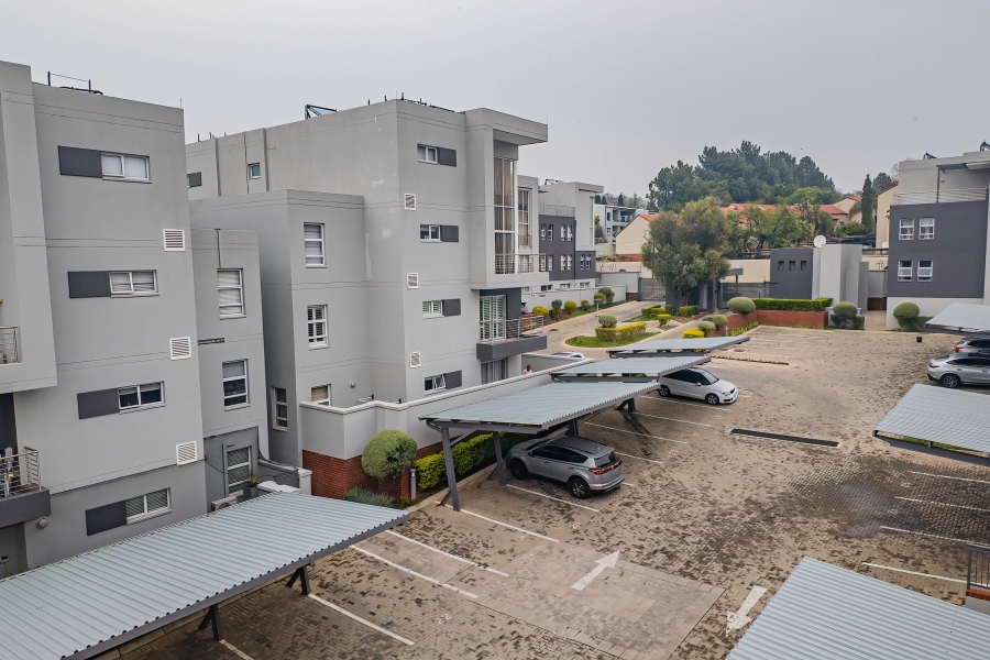 To Let 2 Bedroom Property for Rent in Morningside Gauteng