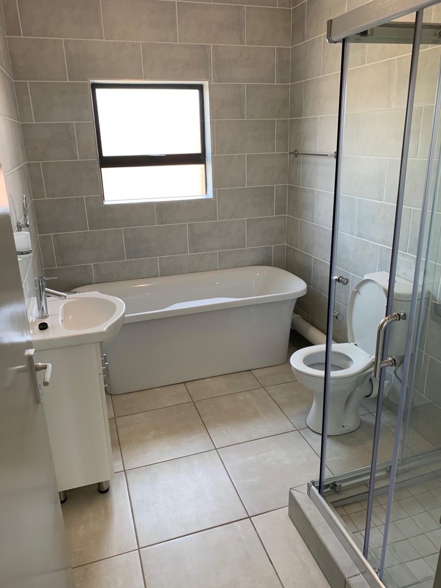 2 Bedroom Property for Sale in Eveleigh Gauteng