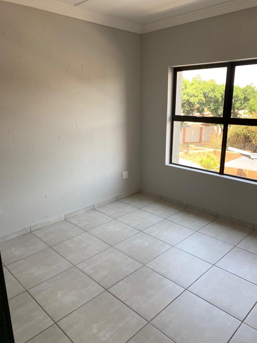 2 Bedroom Property for Sale in Eveleigh Gauteng