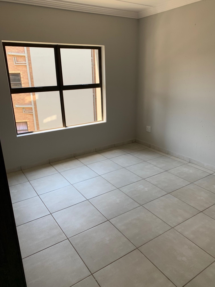 2 Bedroom Property for Sale in Eveleigh Gauteng