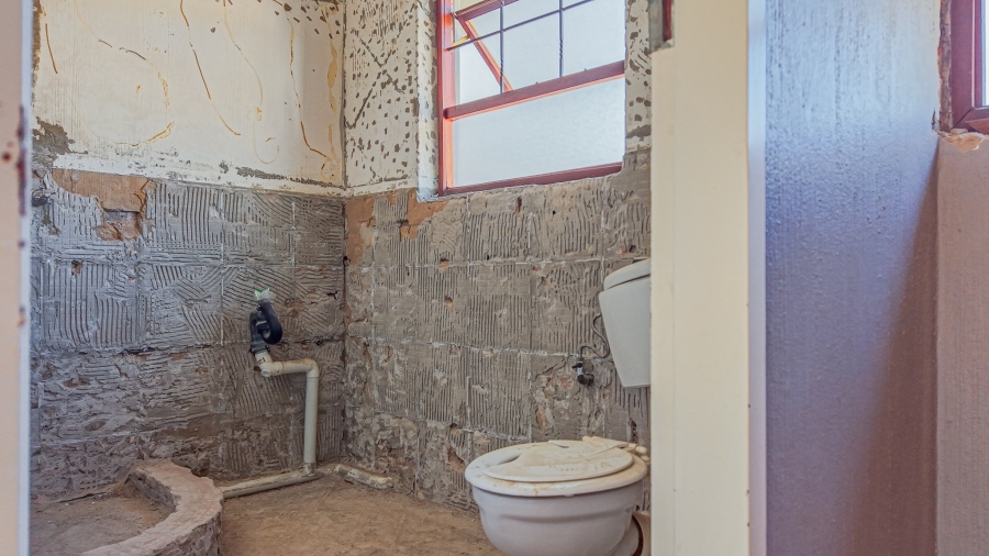 To Let 4 Bedroom Property for Rent in Garsfontein Gauteng