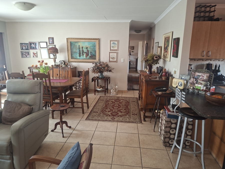 3 Bedroom Property for Sale in Willow Park Manor Gauteng