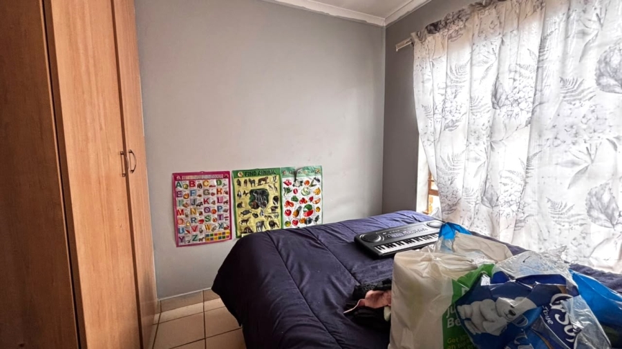 3 Bedroom Property for Sale in Clayville Gauteng