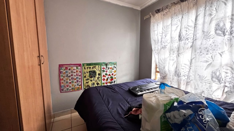 3 Bedroom Property for Sale in Clayville Gauteng