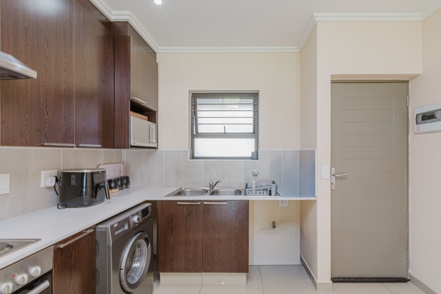 3 Bedroom Property for Sale in Barbeque Downs Gauteng