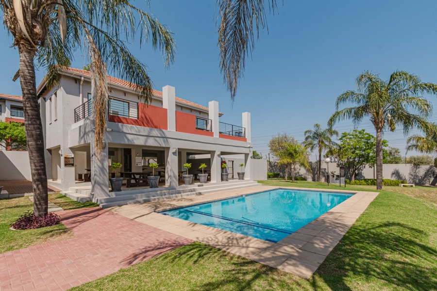 3 Bedroom Property for Sale in Barbeque Downs Gauteng