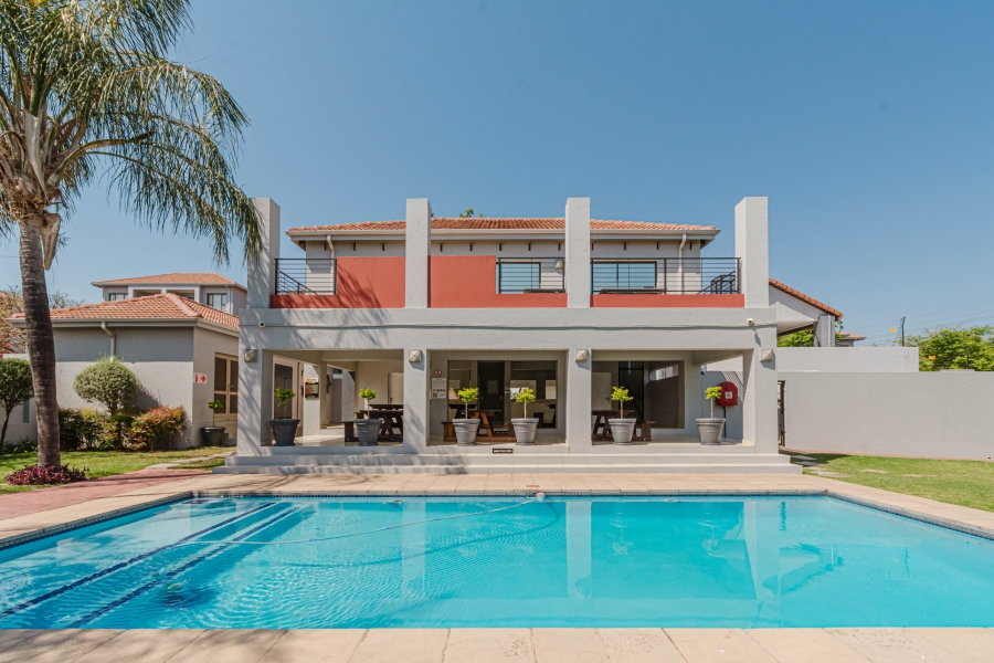 3 Bedroom Property for Sale in Barbeque Downs Gauteng