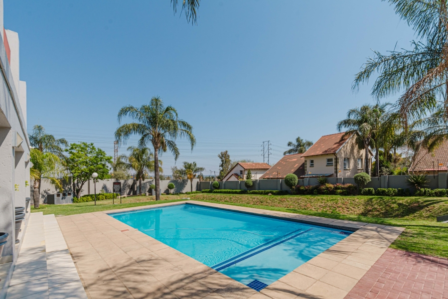 3 Bedroom Property for Sale in Barbeque Downs Gauteng