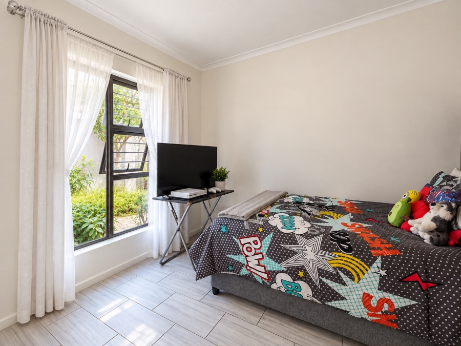 To Let 3 Bedroom Property for Rent in Broadacres Gauteng
