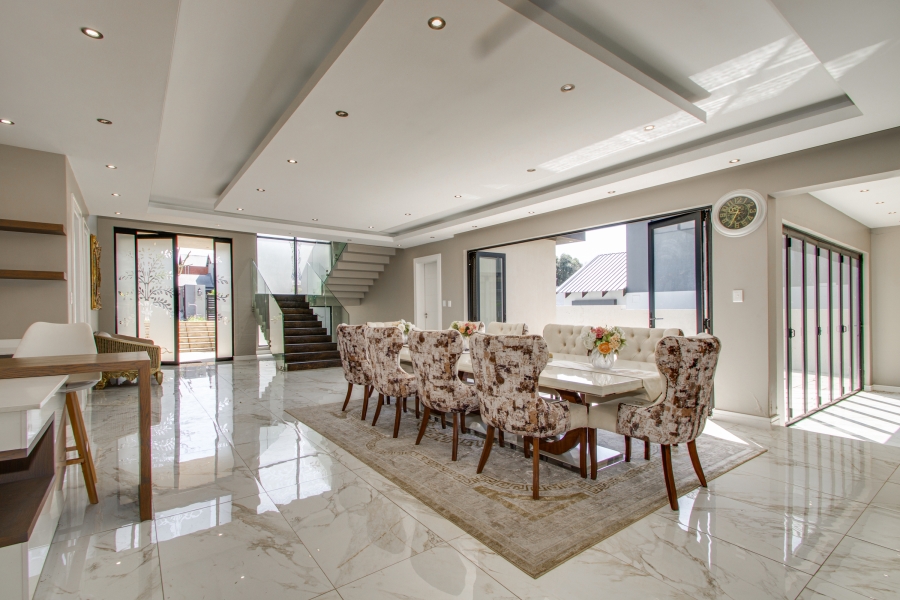 To Let 4 Bedroom Property for Rent in Helderfontein Estate Gauteng