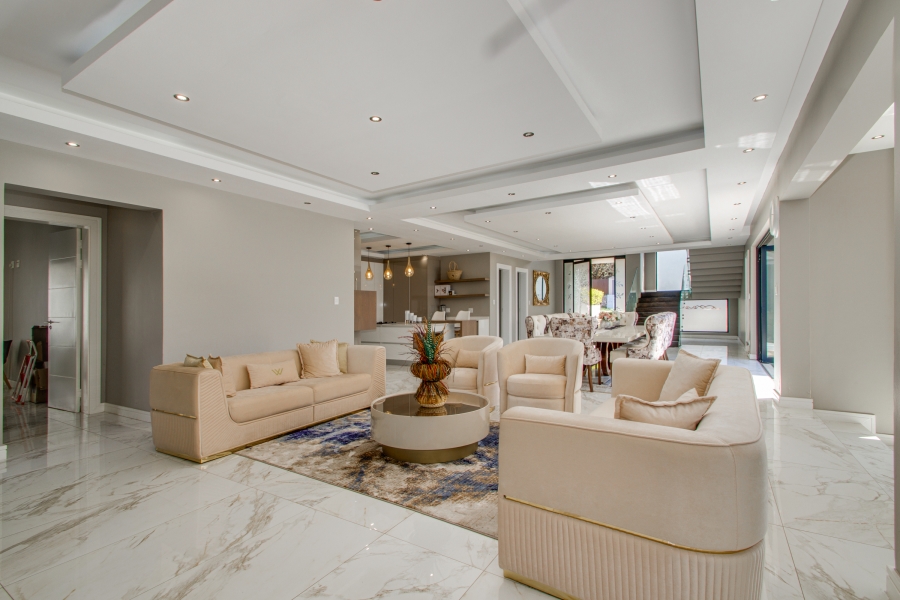 To Let 4 Bedroom Property for Rent in Helderfontein Estate Gauteng