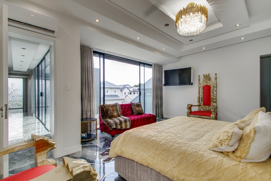 To Let 4 Bedroom Property for Rent in Helderfontein Estate Gauteng