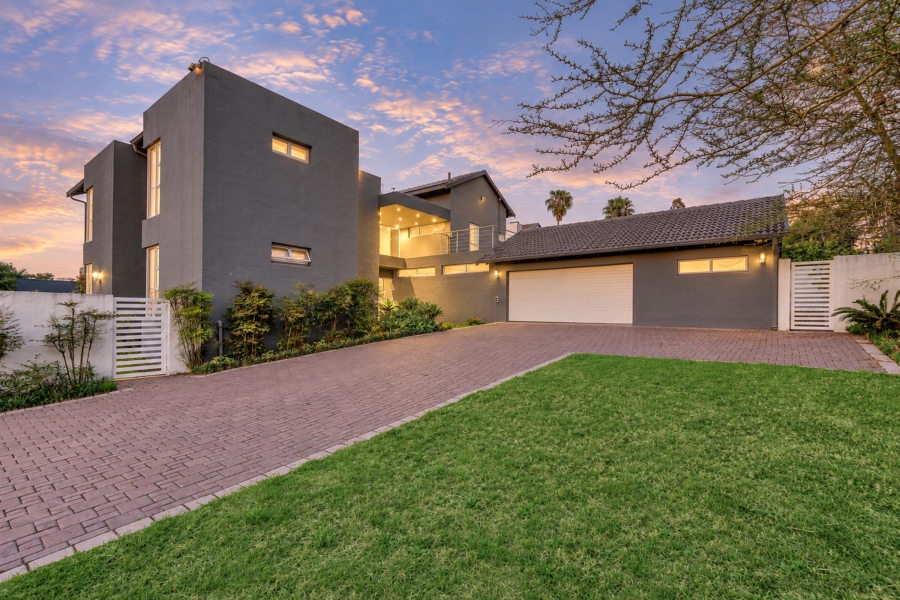 5 Bedroom Property for Sale in Douglasdale Gauteng