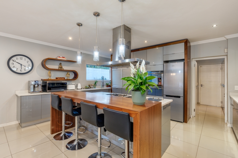 5 Bedroom Property for Sale in Douglasdale Gauteng