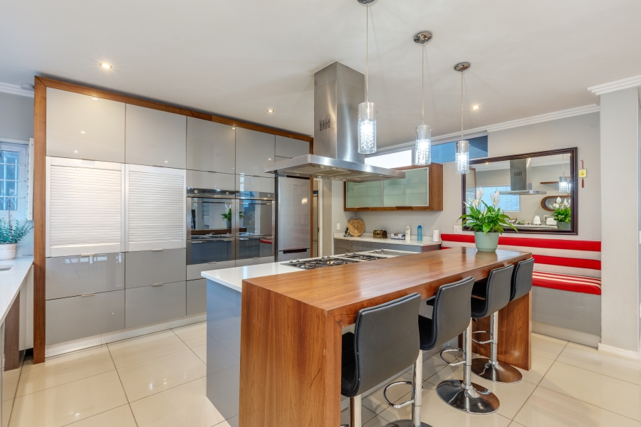 5 Bedroom Property for Sale in Douglasdale Gauteng