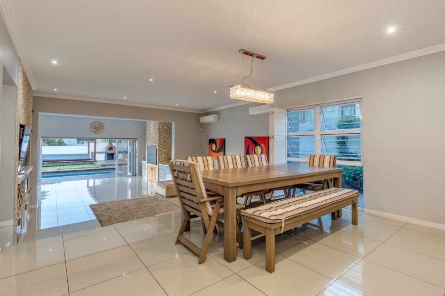 5 Bedroom Property for Sale in Douglasdale Gauteng