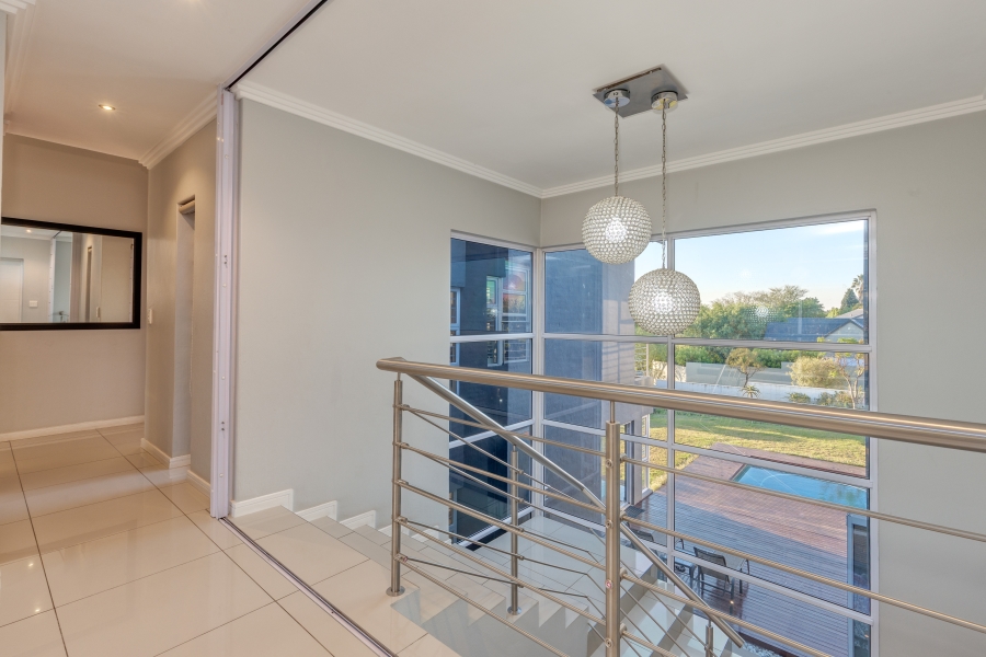 5 Bedroom Property for Sale in Douglasdale Gauteng