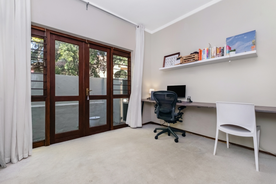 To Let 3 Bedroom Property for Rent in Lonehill Gauteng
