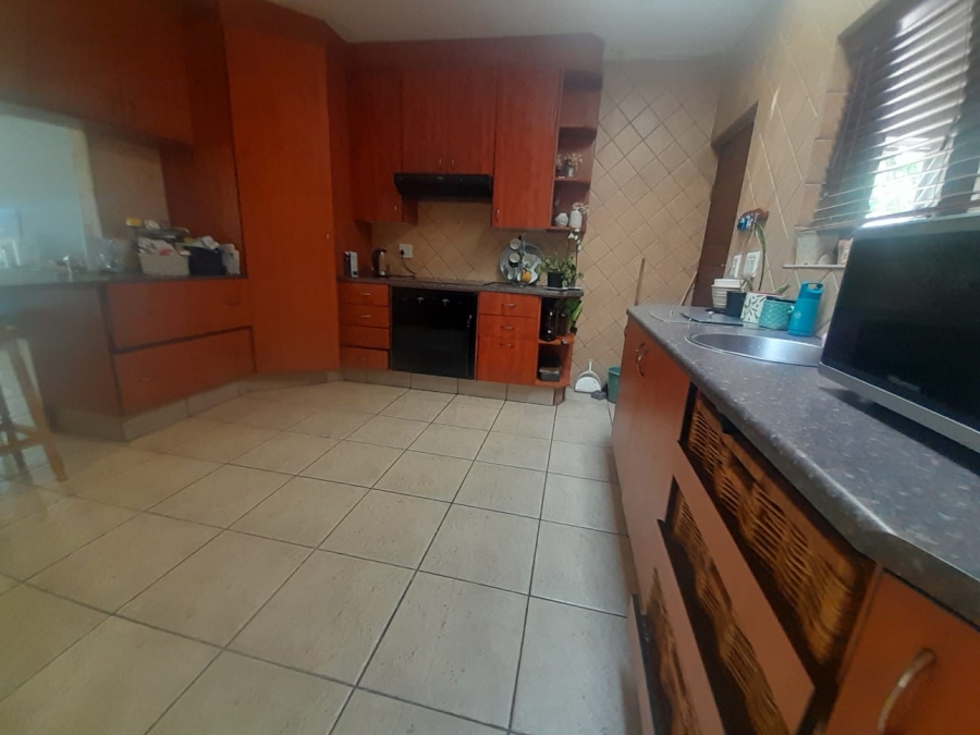 To Let 4 Bedroom Property for Rent in Noordheuwel Gauteng