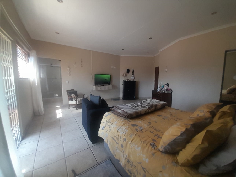 To Let 4 Bedroom Property for Rent in Noordheuwel Gauteng