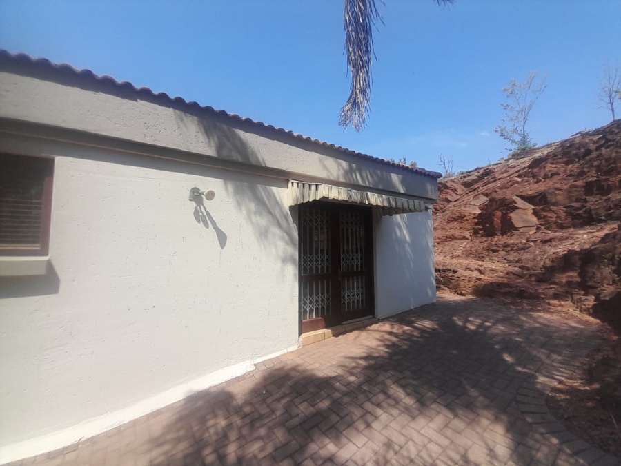To Let 4 Bedroom Property for Rent in Noordheuwel Gauteng