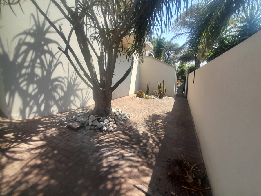 To Let 4 Bedroom Property for Rent in Noordheuwel Gauteng