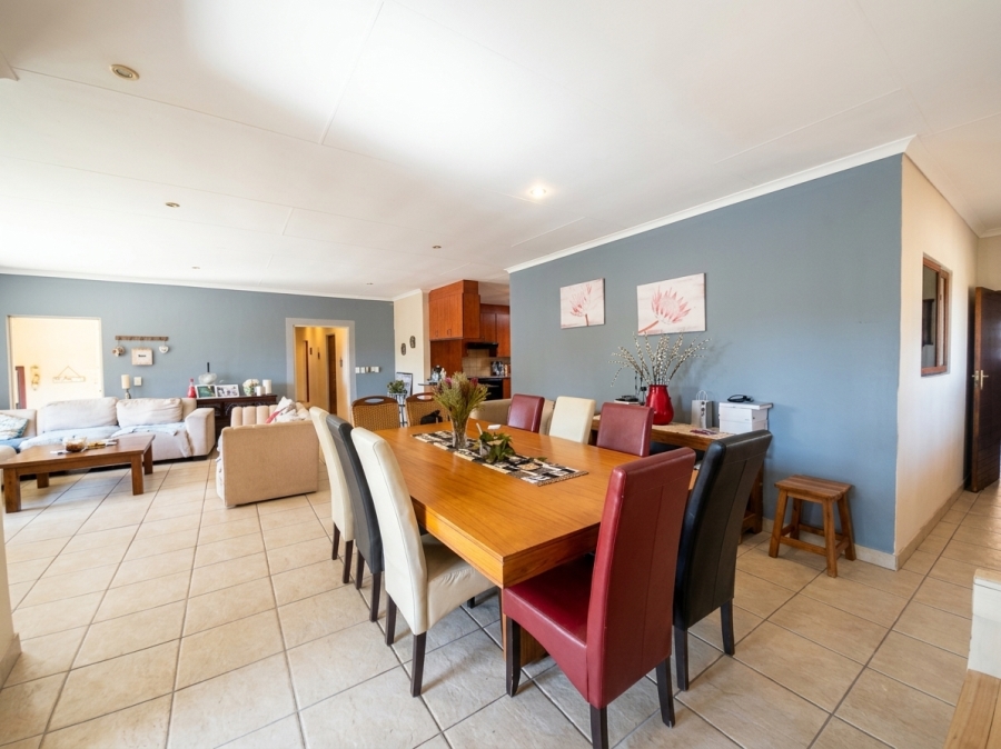 To Let 4 Bedroom Property for Rent in Noordheuwel Gauteng