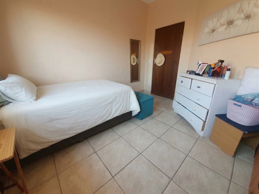 To Let 4 Bedroom Property for Rent in Noordheuwel Gauteng