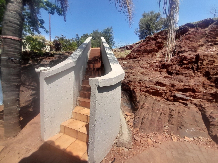 To Let 4 Bedroom Property for Rent in Noordheuwel Gauteng