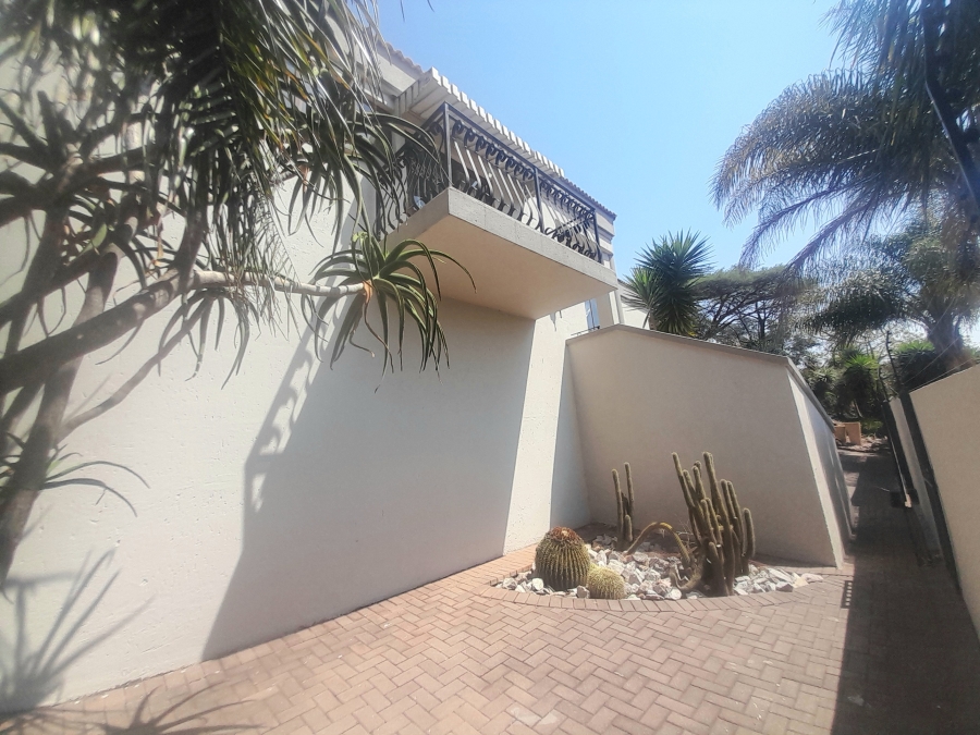 To Let 4 Bedroom Property for Rent in Noordheuwel Gauteng