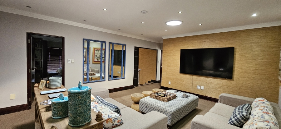 5 Bedroom Property for Sale in Three Rivers Proper Gauteng