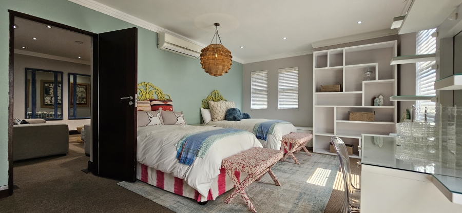 5 Bedroom Property for Sale in Three Rivers Proper Gauteng