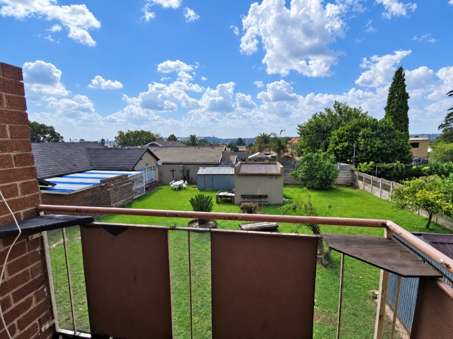 To Let 2 Bedroom Property for Rent in Witpoortjie Gauteng