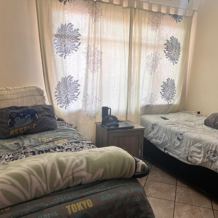 To Let 3 Bedroom Property for Rent in Brackenhurst Gauteng