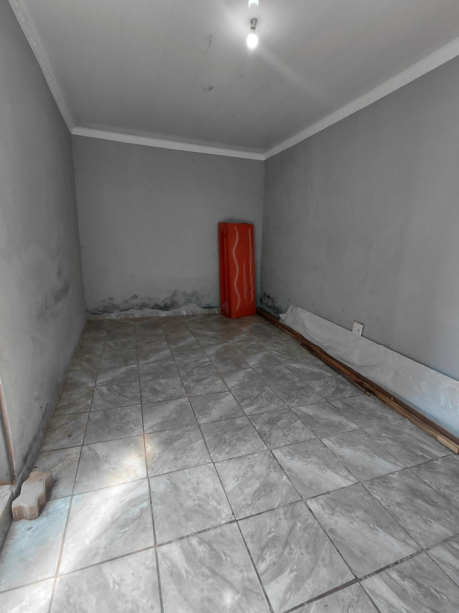 To Let 2 Bedroom Property for Rent in Protea Glen Gauteng