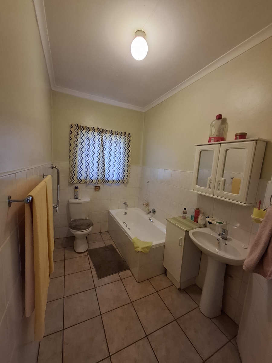 To Let 3 Bedroom Property for Rent in Equestria Gauteng