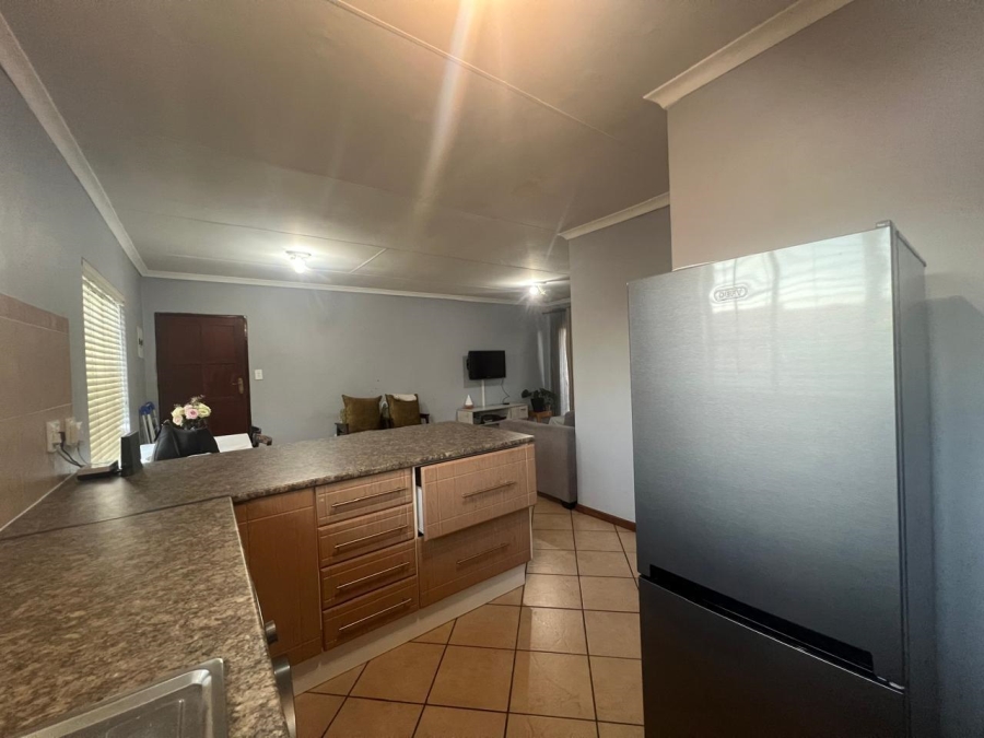 To Let 2 Bedroom Property for Rent in Highveld Gauteng