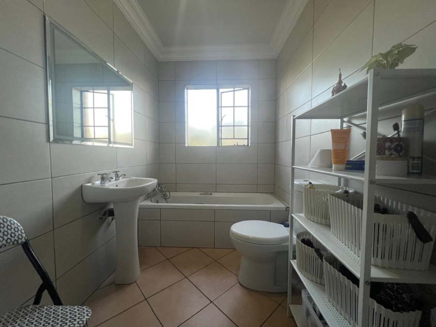 To Let 2 Bedroom Property for Rent in Highveld Gauteng