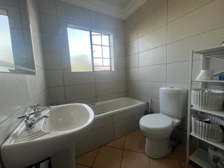 To Let 2 Bedroom Property for Rent in Highveld Gauteng