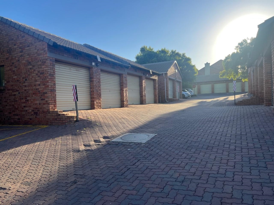 To Let 2 Bedroom Property for Rent in Highveld Gauteng