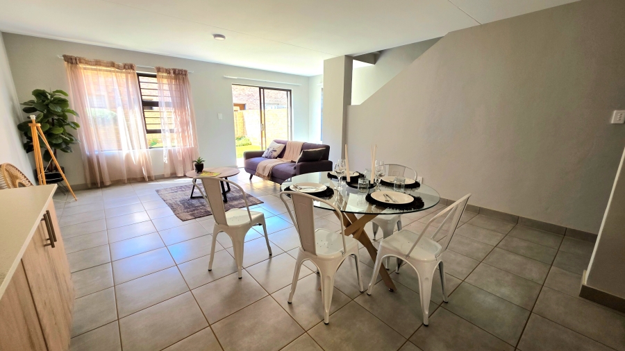 4 Bedroom Property for Sale in Willow Park Manor Gauteng