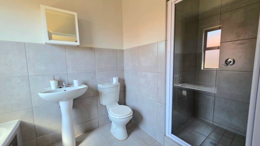 4 Bedroom Property for Sale in Willow Park Manor Gauteng