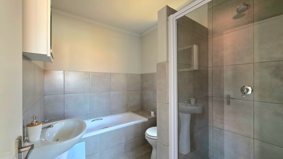 4 Bedroom Property for Sale in Willow Park Manor Gauteng